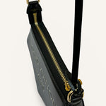 Louis Vuitton Pochette Ecusson — Black