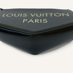 Louis Vuitton Pochette Ecusson — Black