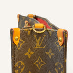 Louis Vuitton Petit Sac Plat — Monogram